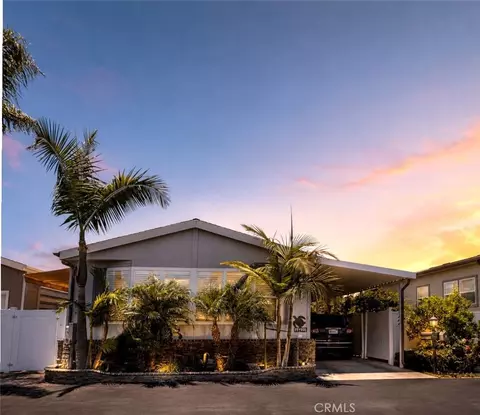 16421 Haiku Ln, Huntington Beach, CA 92649