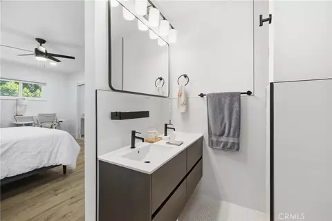 Bath - 384 Colorado St, Arcadia, CA 91007 photo 1 of 3