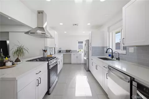 Kitchen - 384 Colorado St, Arcadia, CA 91007 photo 2 of 3