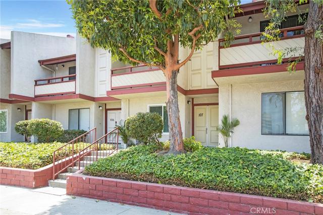 946 W 220th St #107, Torrance, CA 90502