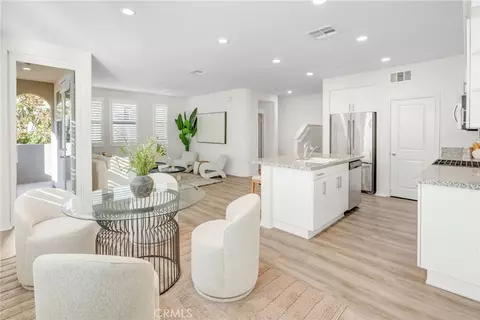 928 E Twill Ct, Anaheim, CA 92802