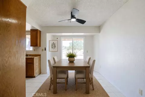 Dining - 11649 3rd Ave, Hesperia, CA 92345 photo 1 of 1
