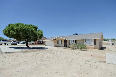 Exterior - 11649 3rd Ave, Hesperia, CA 92345 photo 10 of 10