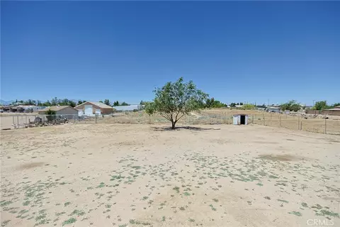 Exterior - 11649 3rd Ave, Hesperia, CA 92345 photo 2 of 10