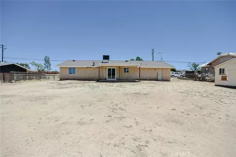 Exterior - 11649 3rd Ave, Hesperia, CA 92345 photo 6 of 10
