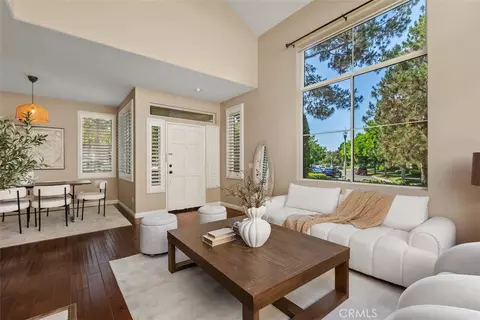 5 Altezza, Irvine, CA 92606 photo 2