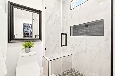 Bath - 7890 E Spring St #5L, Long Beach, CA 90815 photo 2 of 2
