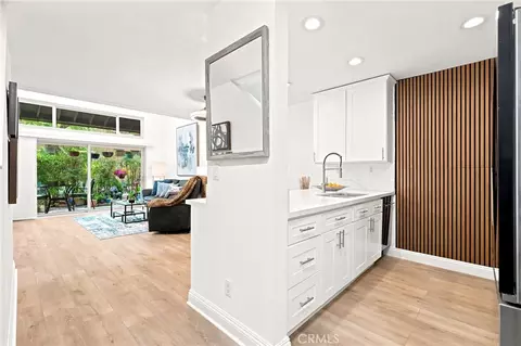 Entry Way - 7890 E Spring St #5L, Long Beach, CA 90815 photo 2 of 2