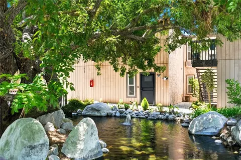 Exterior - 7890 E Spring St #5L, Long Beach, CA 90815 photo 3 of 16