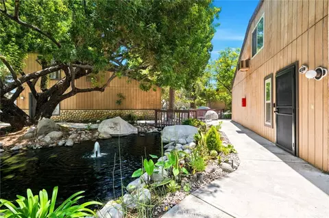 Exterior - 7890 E Spring St #5L, Long Beach, CA 90815 photo 4 of 16
