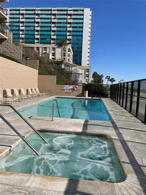 Exterior - 1750 E Ocean Blvd #310, Long Beach, CA 90802 photo 1 of 2