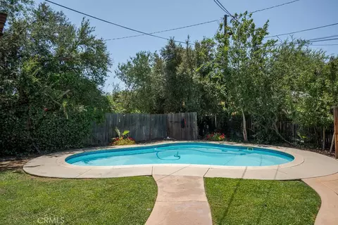 Exterior - 4073 Cedar St, Riverside, CA 92501 photo 8 of 16