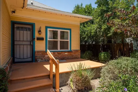 Exterior - 4073 Cedar St, Riverside, CA 92501 photo 14 of 16