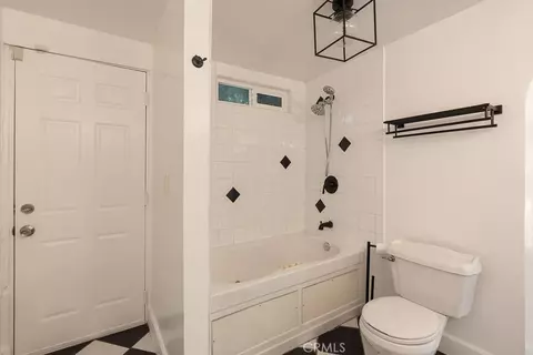 Bath - 4073 Cedar St, Riverside, CA 92501 photo 7 of 7