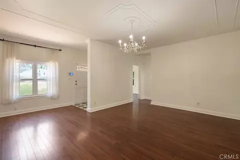 Living - 4073 Cedar St, Riverside, CA 92501 photo 4 of 6