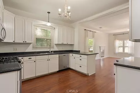 Kitchen - 4073 Cedar St, Riverside, CA 92501 photo 2 of 5