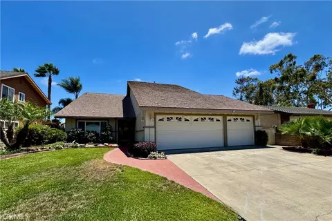 24862 Luton St, Laguna Hills, CA 92653