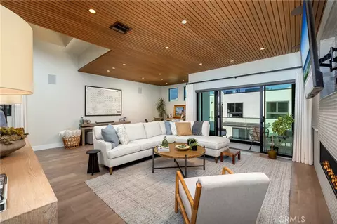 Living - 16461 24th, Sunset Beach, CA 90742 photo 2 of 3