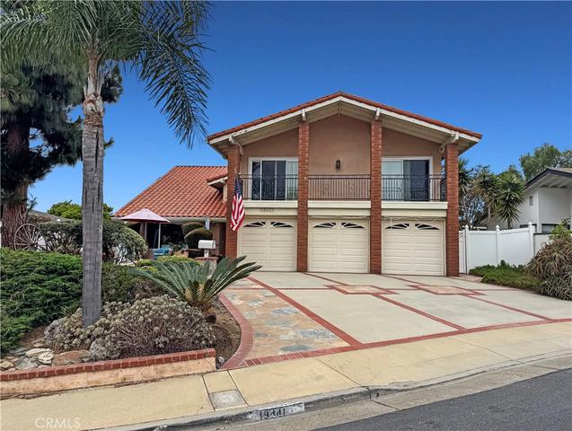 19441 Summer Breeze Ln, Huntington Beach, CA 92648