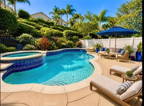 Exterior - 23 Galeana, Foothill Ranch, CA 92610 photo 7 of 9