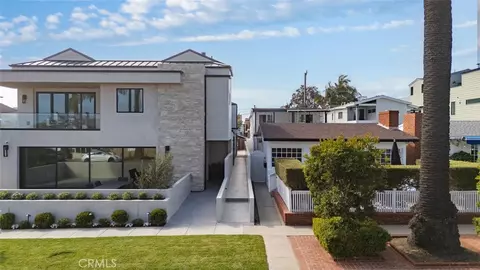 611 Marguerite #B, Corona Del Mar, CA 92625