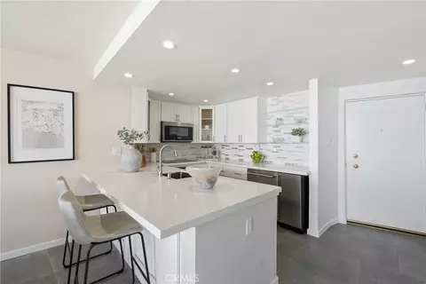 700 E Ocean Blvd #2305, Long Beach, CA 90802 photo 4