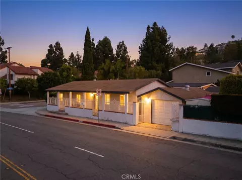 411 S Hewes St, Orange, CA 92869 photo 2