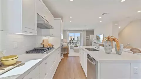 Kitchen - 27574 Prarie Way, Valencia, CA 91381 photo 2 of 2