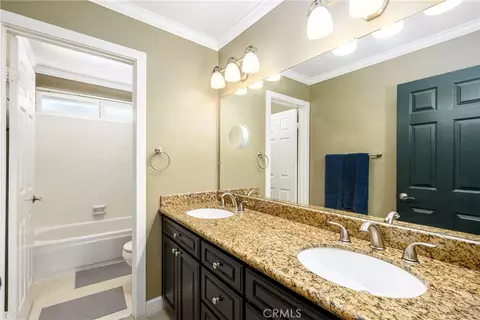 Bath - 4624 E Blue Bird Ave, Orange, CA 92869 photo 3 of 3