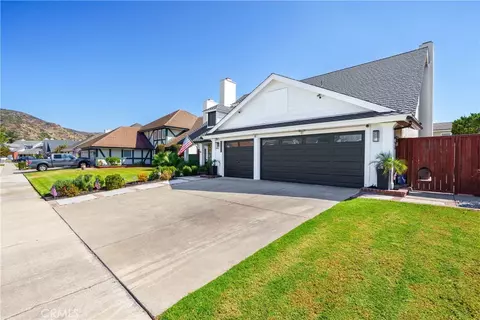 Exterior - 4624 E Blue Bird Ave, Orange, CA 92869 photo 3 of 9