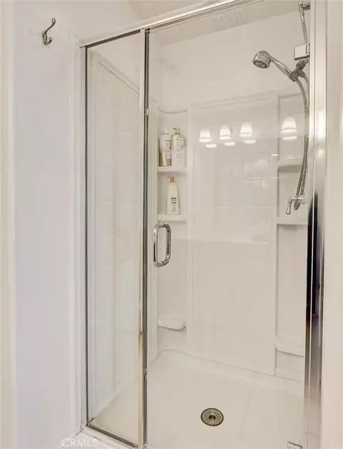 Bath - 8056 Torino, Stanton, CA 90680 photo 9 of 10