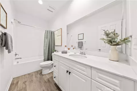Entry Way - 28303 Blackjack Dr, Menifee, CA 92585 photo 4 of 10