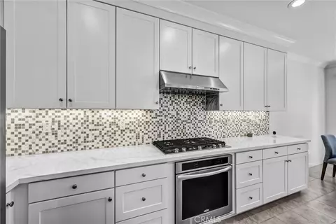 Kitchen - 121 Rodeo, Irvine, CA 92602 photo 3 of 4