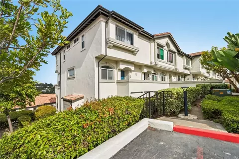 30902 Clubhouse Dr #17C, Laguna Niguel, CA 92677