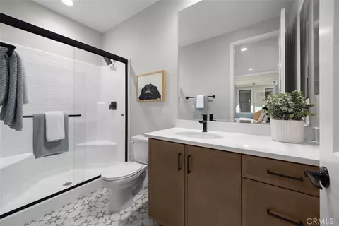 Bath - 316 Pluto, Irvine, CA 92618 photo 2 of 5