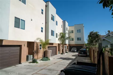 Exterior - 1491 Atlantic Ave, Long Beach, CA 90813 photo 4 of 5