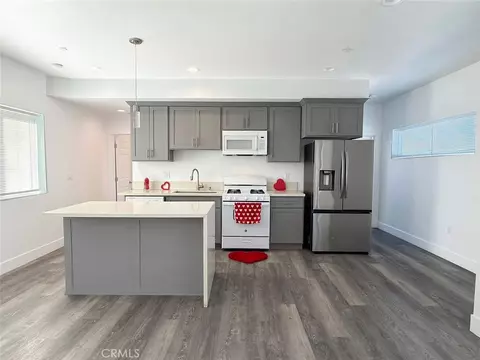 Kitchen - 1491 Atlantic Ave, Long Beach, CA 90813 photo 1 of 1