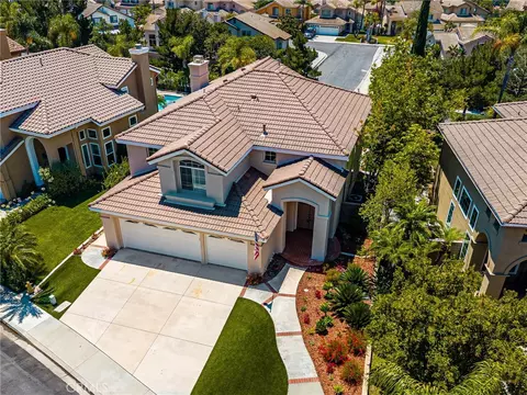 View/Area - 25 La Perla, Foothill Ranch, CA 92610 photo 3 of 11