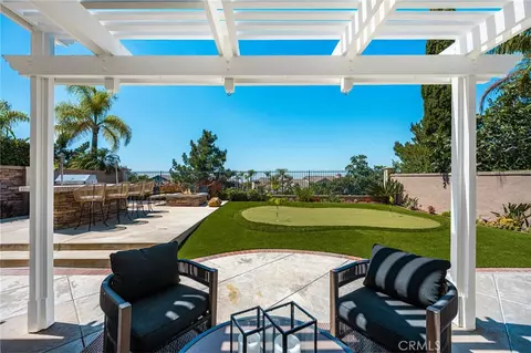 Exterior - 25 La Perla, Foothill Ranch, CA 92610 photo 8 of 12