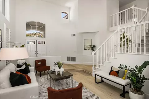Living - 25 La Perla, Foothill Ranch, CA 92610 photo 1 of 2