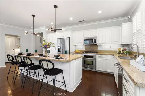 Kitchen - 205 Mantle, Irvine, CA 92618 photo 3 of 4