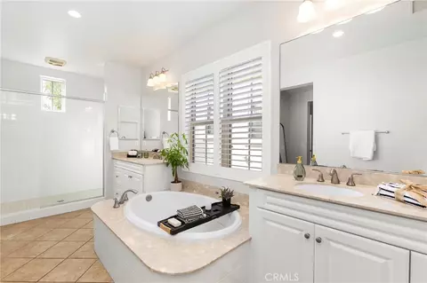 Bath - 205 Mantle, Irvine, CA 92618 photo 3 of 4