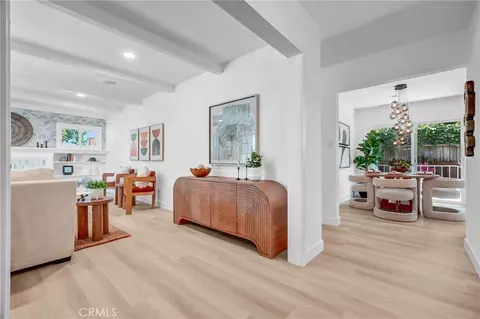 Entry Way - 3090 Eucalyptus Ave, Long Beach, CA 90806 photo 1 of 3