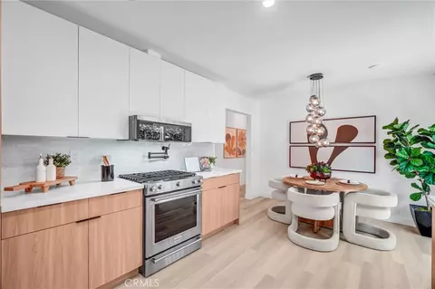 Kitchen - 3090 Eucalyptus Ave, Long Beach, CA 90806 photo 4 of 4