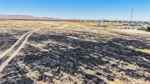 151 94th St, Rosamond, CA 93560 photo 28