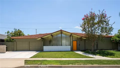 626 E Palmdale, Orange, CA 92865