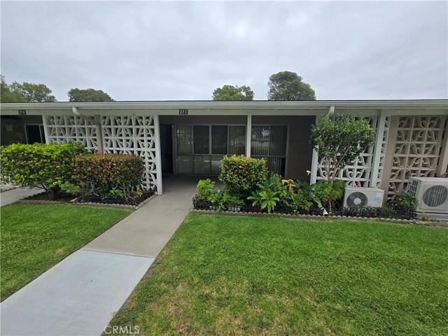 13681 Saint Andrew Dr #27J, Seal Beach, CA 90740