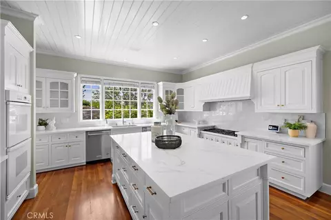 Kitchen - 21 Emerald, Irvine, CA 92614 photo 1 of 4