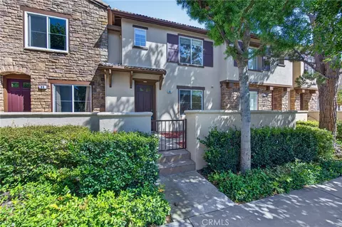 90 Topaz, Irvine, CA 92602