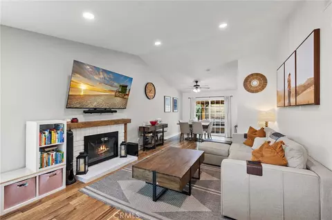 21155 Larchmont, Lake Forest, CA 92630